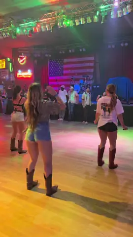 phat with a P AND a H 🍑  #phat #dababy #charlotte #nc #coyote #coyotejoes #joes #linedance #line #dance #linedancing #fyp #foryou #foryoupage #trending #trendy #linedancers 
