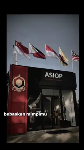 cuma bisa liat orang