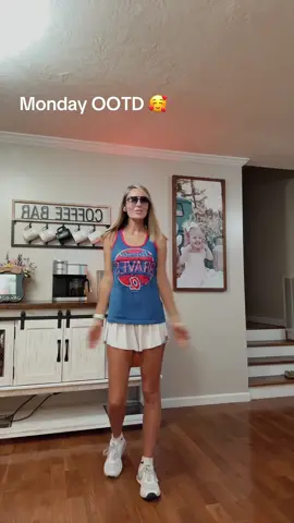 98’ Braves Shirt: Braves online store Shorts: Luo’s  Shoes: vintage Havana  #OOTD #schooldropoff 