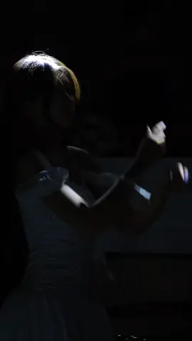 Bạch nguyệt quang #ninnin #dance #dancer #hottiktok_xuhuong #bachnguyetquang #tingting #xuhuong #dancertiktok 