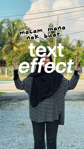 Korang nak try buat text ‘pop out’ ikut pergerakan macam ni? 😏 Alaa guna teknik masking je!  Tutorial ni kena practice kalau yang tak penah guna feature mask, sebab boleh edit terus kat phone je. 📱✨ So korang rasa membantu ke tutorial ni ? #mobilegraphy #mnmobilegraphy#shotoniphone #editingvideo #tipsandtricks #tutorial #capcut #capcutedit #text #texteffect #editonzbynurrr #mask #masking 