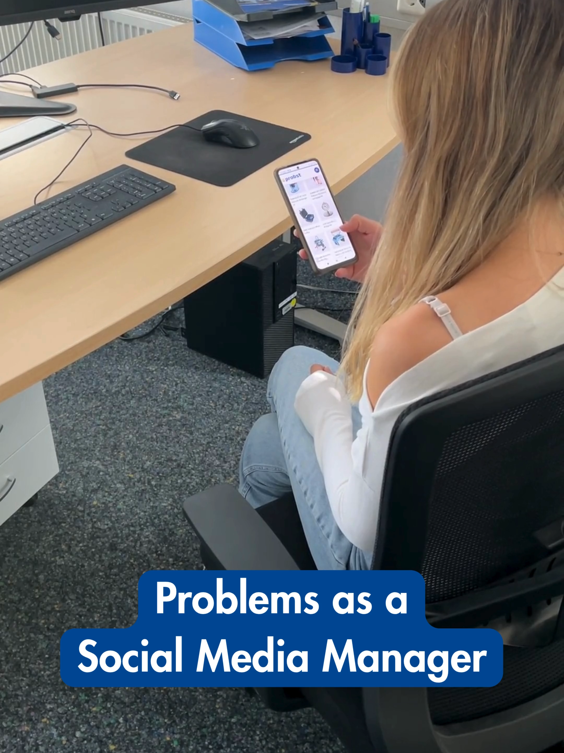 Problems as a Social Media Manager...😒 #probst #makinghardworkeasier #socialmedia #tiktok #socialmediamanager #comedy #problems