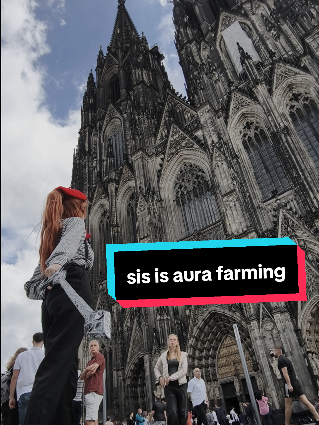 thanks to Yannisammar for the video's idea :D  @sandfallinteractive @Clair Obscur: Expedition 33  #maelle #maellecosplay #coe33 #clairobscur #expedition33 #expedition33cosplay #clairobscurcosplay #fyp  #aurafarming #aura