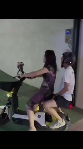 Help🤣#viralvideo #funny #funnyvideos 