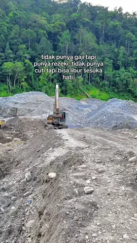 Yahh begitu lah#kulitambang👷 #fyppppppppppppppppppppppp #masukberandafyp #papuapride #bugistiktok #emas #gold #foryou 