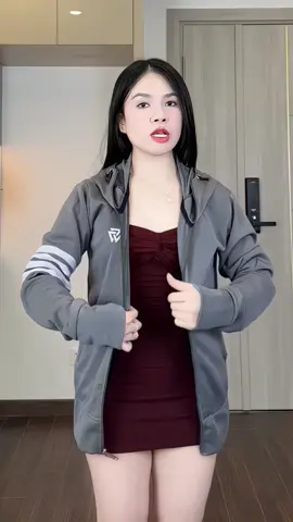 Ao khoác nam màu xám AKCN78, Ao chống năng 4 sọc ngang chất liệu poly thông hơi mát lạnh#aokhoacnam #aokhoacchongnang #thoitrangnam #xuhuongtiktok 