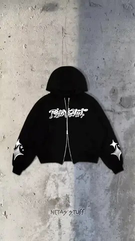 #hoodieboxy #hoodie #boxy #hoodiezipper #fyp #yourpage 