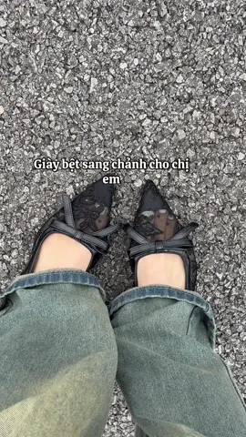Giày bệt #xuhuong #tiktokshop #giaynu #giaycaogot #outfit 