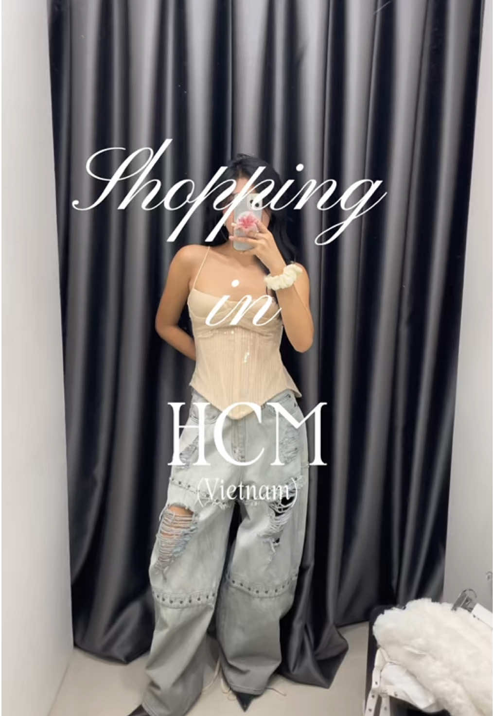 Next shopping place in Saigon that deserves more loveee 💗✨ @Liniss.. #tinainfashionworld #saigon #shoppingguide #localbrand #vietnameselocalbrand #shoppinginsaigon #shoppinginvietnam #hiddengems #fashion #fashionshop 