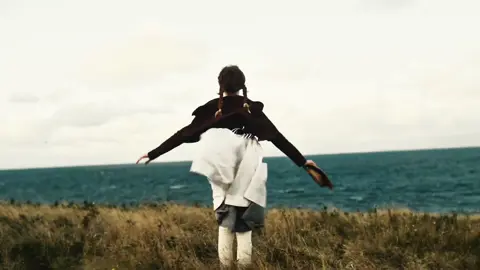 Finally posting this! Shoutout to the people in the live who watched me make it 🤗 #annewithane #annewithaneedit #gilbertblythe #shirbert #awaeedit edit: AMYBETH REPOSTED ?????!!!