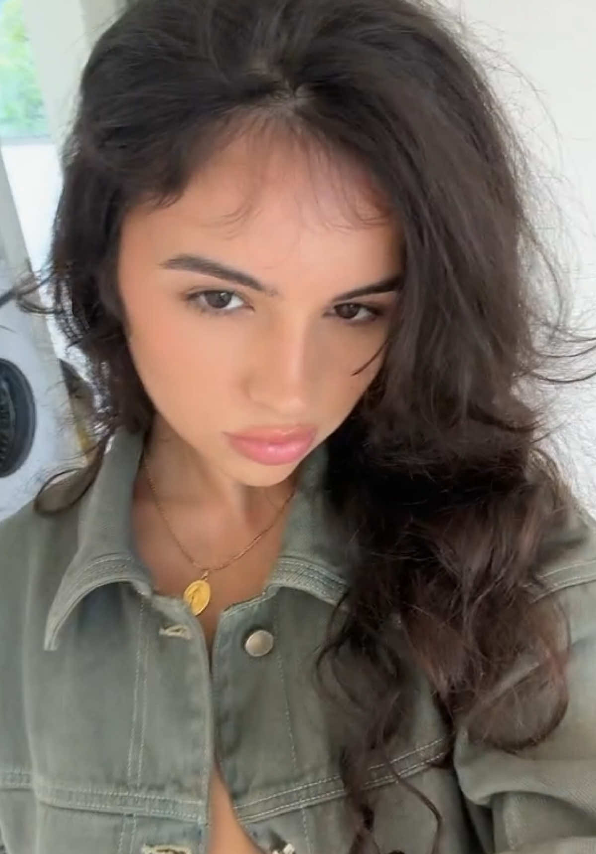 giving selena gomez 😌😂❤️ #fyp #selenagomez #lookalike 