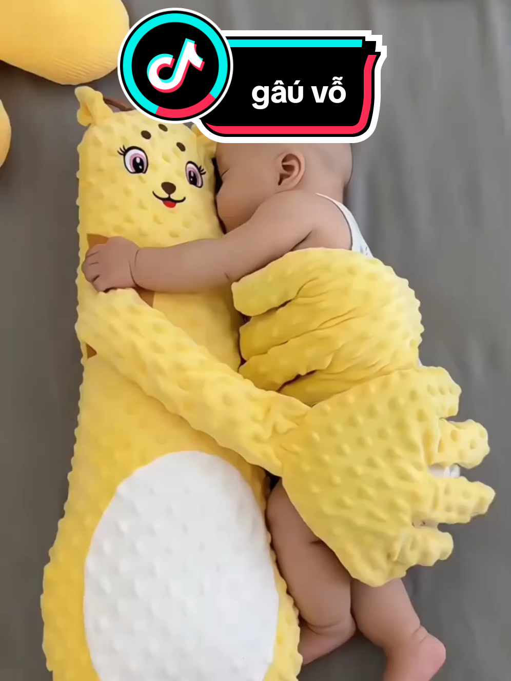 Gấu ôm vỗ ru ngủ cho bé#reviewmevabe #baby #xuhuong #mevabe #yeucon 