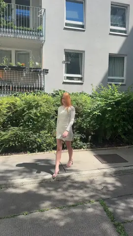 an ein paar tagen im jahr fühle ich mich nicht zu hell, um weiß zu tragen🤝😂😍 #foryou #viral #austria #ginger #fyp 