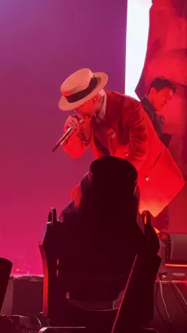 Ketika NAGA ku keluarin api dengan hentakan kaki  #gdragon #gd #gdragon2025 #gdragonkonserjakarta #fyp #fypdong #kwonjiyong #fam #gdragonisthekingofkpop #jidi #concert #naga 