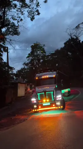 #mulerosdecolombia🇨🇴  #kenworthcolombia  #casainglesa #kenworthdelamontaña  #tendencia #paratii #mula #mulasconestilo💎🇱🇷 #lafresita🍓 #colmbia🇨🇴 #tik_tok #camionerosdecolombia #paratiiiiiiiiiiiiiiiiiiiiiiiiiiiiiii #fypシ゚  #colmbia #kenwoodmerpati #tik_tok