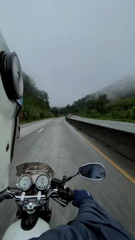 แม่สอดดสวยมากครับ🤍@preeyawan 😘                             #เที่ยวกับแฟน #sr400 #sr400thailand 