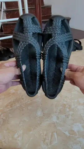 Dép độc lạ một phong cách khác lạ #htnghya1084 #depthoitrang #depro #depdocla 