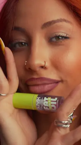Yeah i’ll have…just a contour and an oil for my lips, thanks 🫦 My go-to lip combos lately, @NYX Professional Makeup lip pencil + fat oil lip drip in any shades really, just mix and match as you wish 🩷