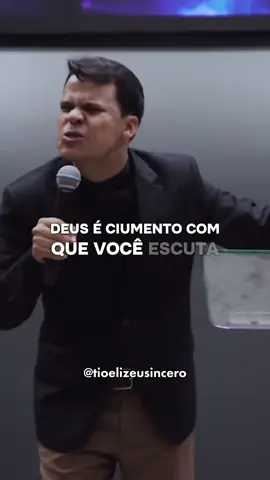 Deus é ciumento contigo😭❤️‍🔥 #elizeurodrigues #pregacao #tioelizeusincero #louvor #biblia 
