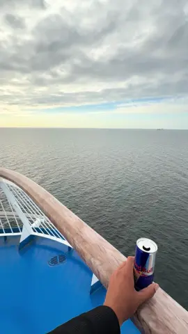 #❤️‍🔥🛳️ 