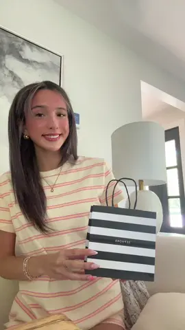 here’s a little perfume haul!! tried the new rare beauty perfume it smells amazinggggg!!!!💕💕💕#rarebeauty #perfume #cleangirlaesthetic #rarebeautymakeup 