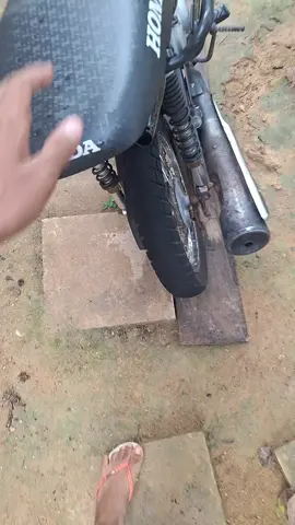 tá novo ainda kkkk  #pop110 #pneucareca #kkkk 