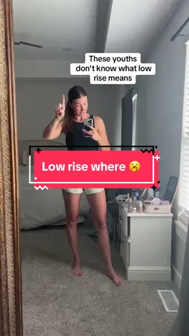 They have never experienced the true horror or having your underwear exposed from bending over. #millennialsoftiktok #lowrise #millennialsbelike #millennialtiktok #growingupinthe90s #trampstamps #embarrassing #kidsthesedays 