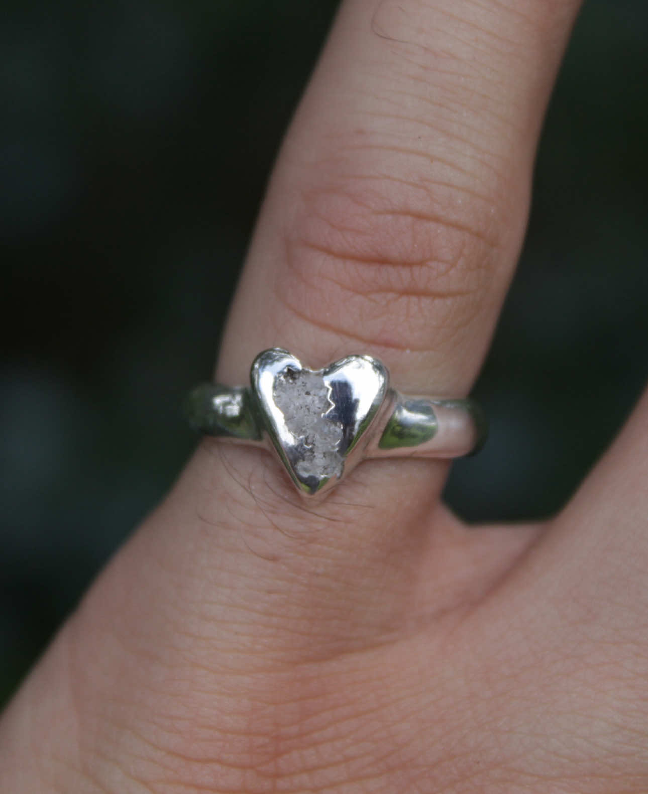 🤍💍 #fyp #jewelrymaking #silverjewelry  Silver ring with clear quartz✨