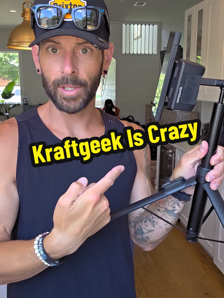 A Magnetic Powerbank TRIPOD?!?! #kraftgeek #tripod #magneticphoneholder #phonemount #powerbank #magsafe #tiktokshopcreatorpicks #contentcreator #contentcreatortools #contentcreatortips @KraftGeek 
