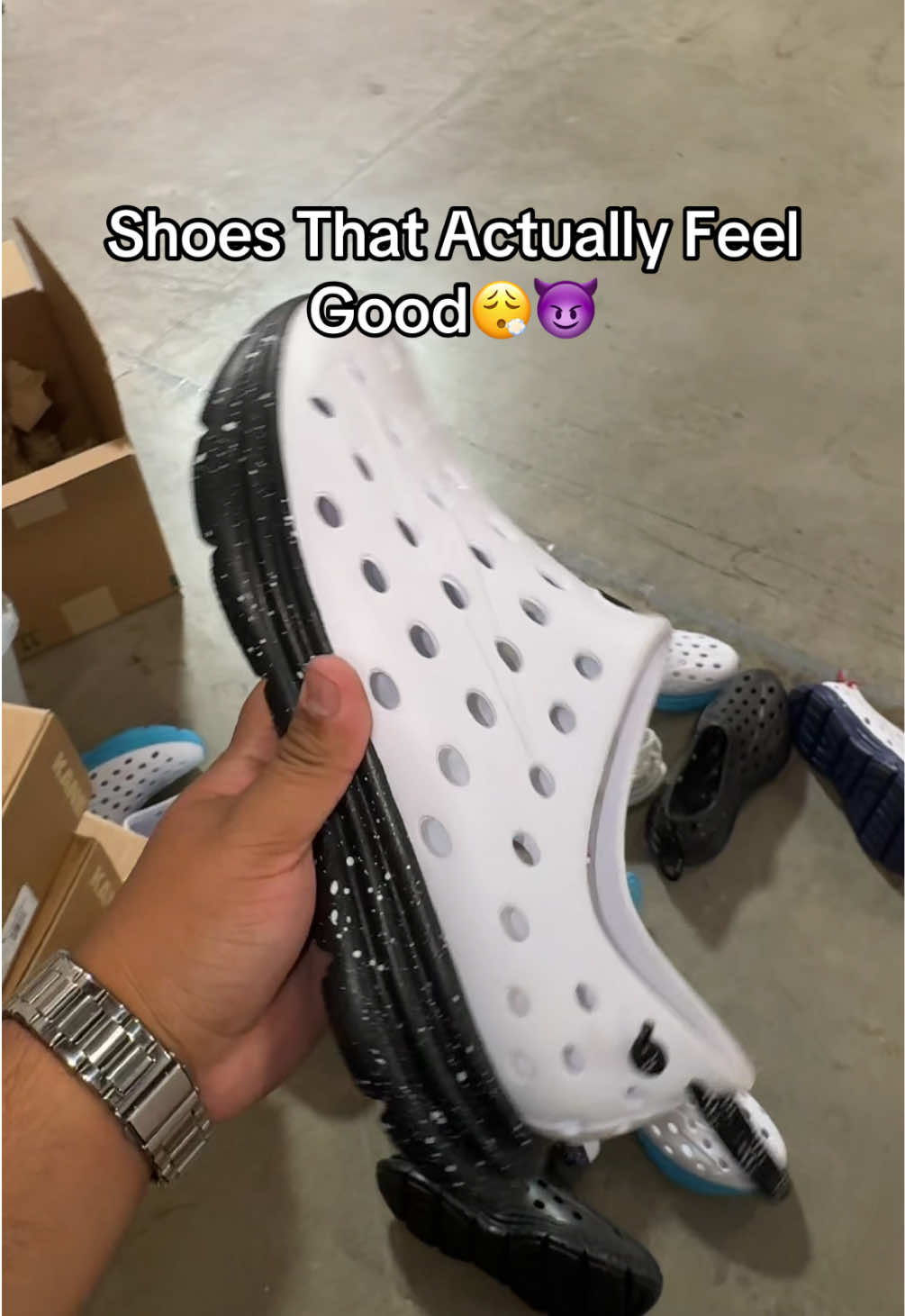 Whether it’s after the gym, work, or running errands, Kane keeps me moving without the pain. #kanefootwear #recoveryshoes #comfortupgrade #footpainrelief #activefootwear #tiktokshopcreatorpicks 