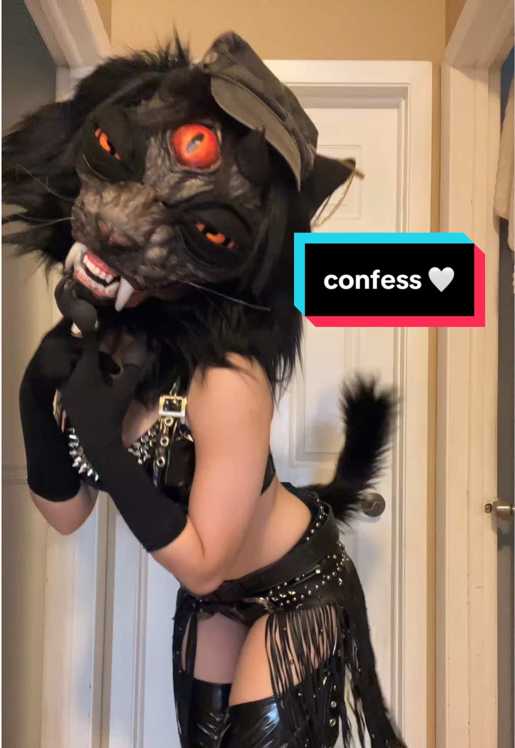 confess 🖤 #furryfandom #furriesoftiktok #fursona #fursuit #dance #outfitinspo #fyp 