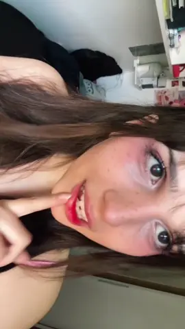 strawberry makeup 🍓 #fy #fyp #foryou #foryoupage #viral #trend #myfruitmakeup #strawberrymakeup #douyin #douyinmakeup #kpop #yena #izone #makeup #ttalgicheri 