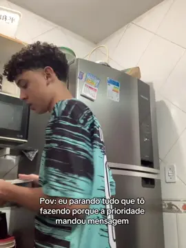 Prioridades man kkkk #greis #fyp #ela #viraliza #foryoupage #fyyyyyyyyyyyyyyyy 