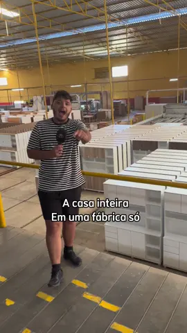A fábrica que mobília sua casa inteira 