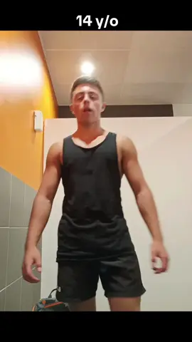 14 ans phisyque #best #beast #bodybuilder #bodybuilding #biggest #motivation #motivationsport #musculation #muscu #tiktok #viral #Fitness #fit #bulking #arms #chest #shoulder #back #abs #strongest #strongman #gitansurpuissant #sportstiktok #francetiktok #phisique 