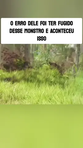 O erro dele foi ter fugido desse monstro e aconteceu isso #filme #trechosdefilmes #cena #dicasdefilmes #filmes 