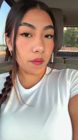 My earrings were so cute todayyy😊