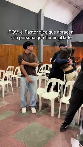 Dios bendiga a la silla  #iglesia #contenidocristiano #jovenescristianos #cristianostiktok #labondaddedios #jesus #paratiiiiiiiiiiiiiiiiiiiiiiiiiiiiiii 