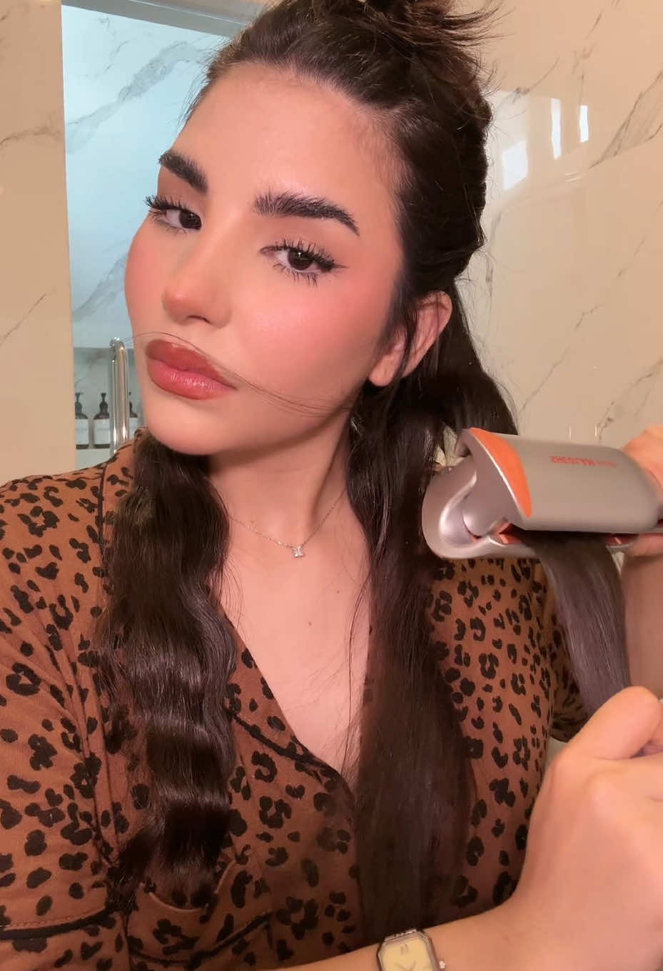 Amando mi cabellera d 🧜‍♀️ @SHEGLAM  @SHEGLAM.HAIR #SHEGLAM #SHEGLAMHAIR #SHEGLAMItCurl #SHEGLAMBeachBabe #trendingvideo #ondasdesirena #peinado 