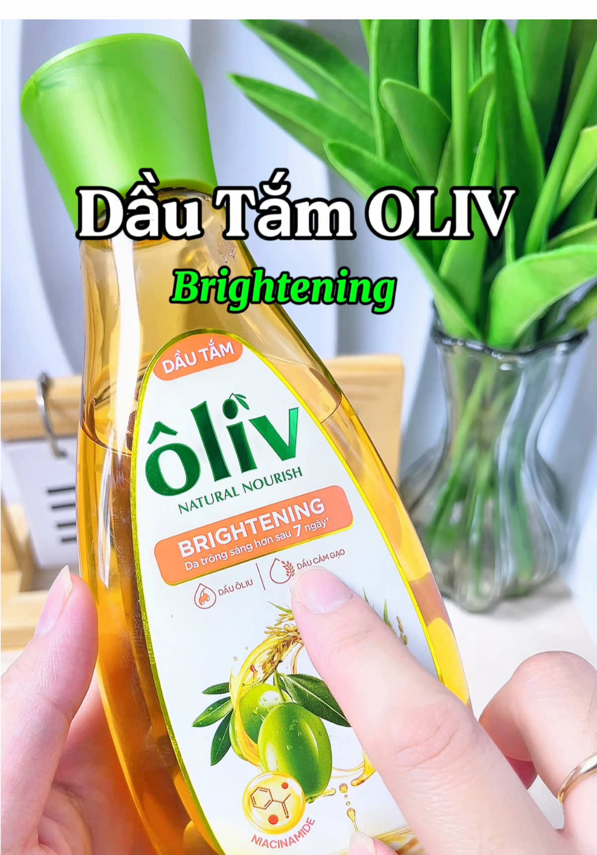 Có bôi kem là phải có dầu tắm nha #dautam #duongsang #olive #thuhabeauty #viralvideo 