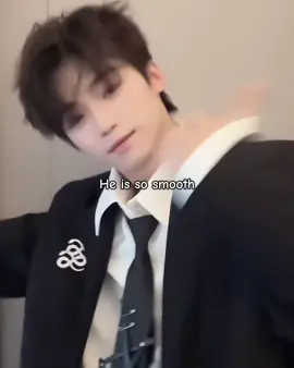 the way he moves his hip ahh #revengedlove #ziyu ##tianxuning ##fyp 