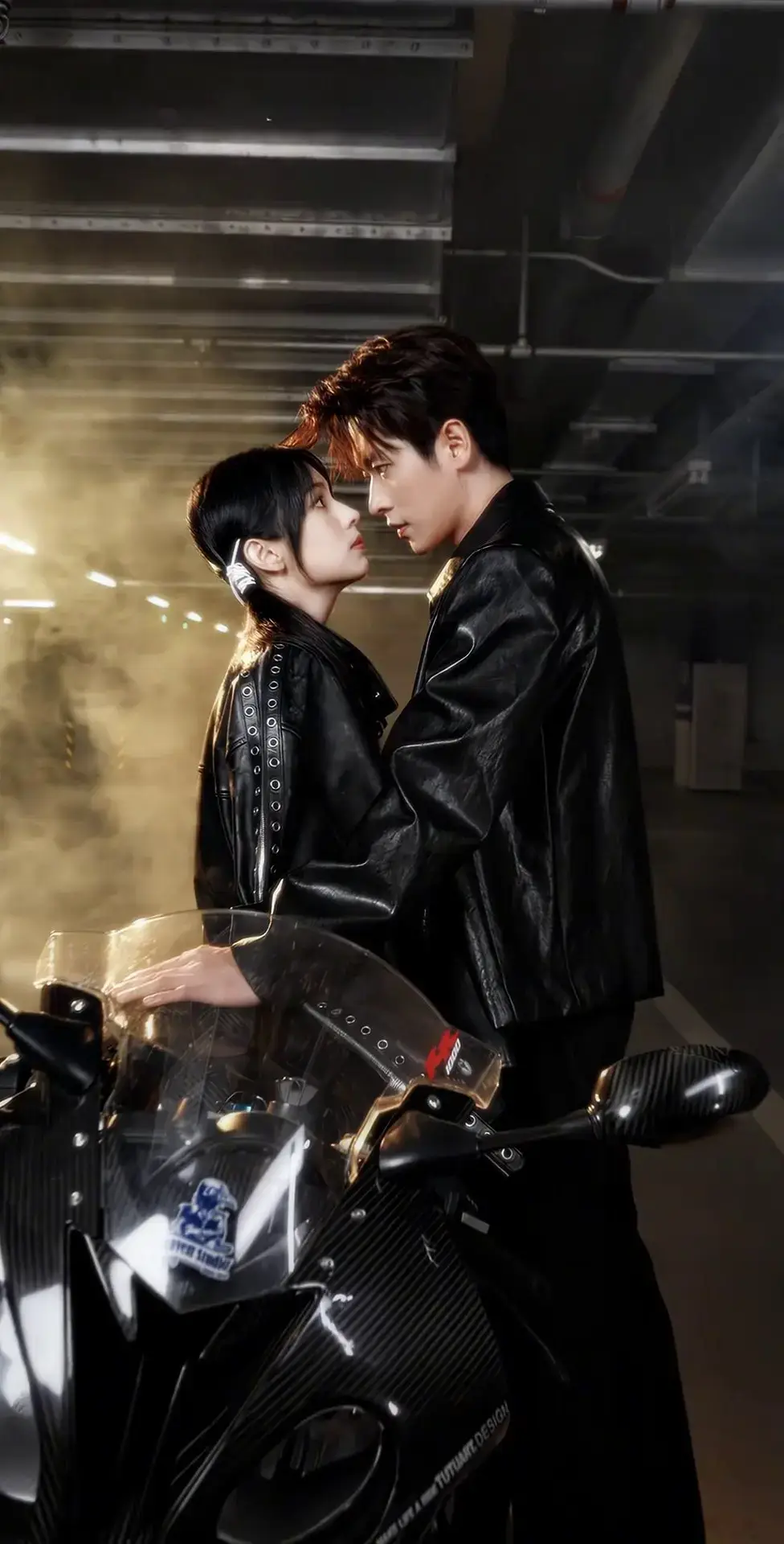 lock screen wallpaper zhouye dan Chenglei , biar kalau buka hp langsung naik moodnya #legendofthefemalegeneral #zhouye #chenglei #cdrama #fyp #foryou #dramachina 