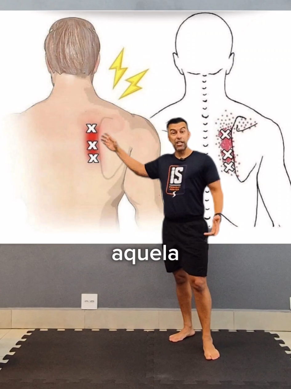 Exercício poderoso pra aliviar essa dor 😉 . Link na Bio 👈 .  #escapula #dornascostas #pilatesemcasa