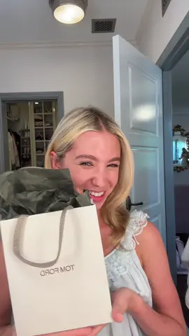 Thank you thank you thank you @tomfordbeauty you are my everything I am so grateful😭😭😭💕💕💕💕🥰🥰