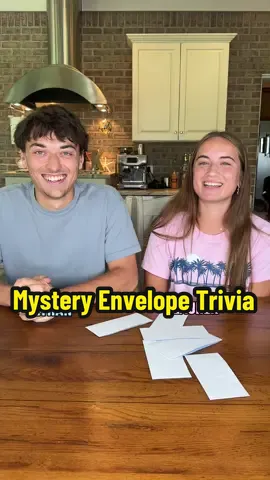 Is it better to be lucky or smart in the mystery envelope trivia challenge? #familygamenight #FamilyFun #partygames #triviachallenge #quizshow 