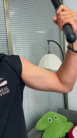 2025 Cordless battle ropes!!!💪🫵#GymTok #armworkout #battleropes #workoutroutine #strengthtraining #homeexercise #shaping #cordlessbattleropes #arm 