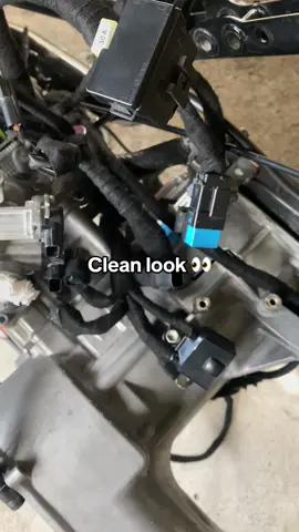 Bawi nalang tayo sa cleanlook👀‼️ #electrictape #tape #heatresistanttape #tapeheatresistant #cleanlooktape #tapeforwire #tapeformotorshow #cleanlook #wiretape #tapeforwires #fyp #foryoypage #fypシ゚ #fypp #fyppppppppppppppppppppppp #makeitviral #viravideo #viraltape 