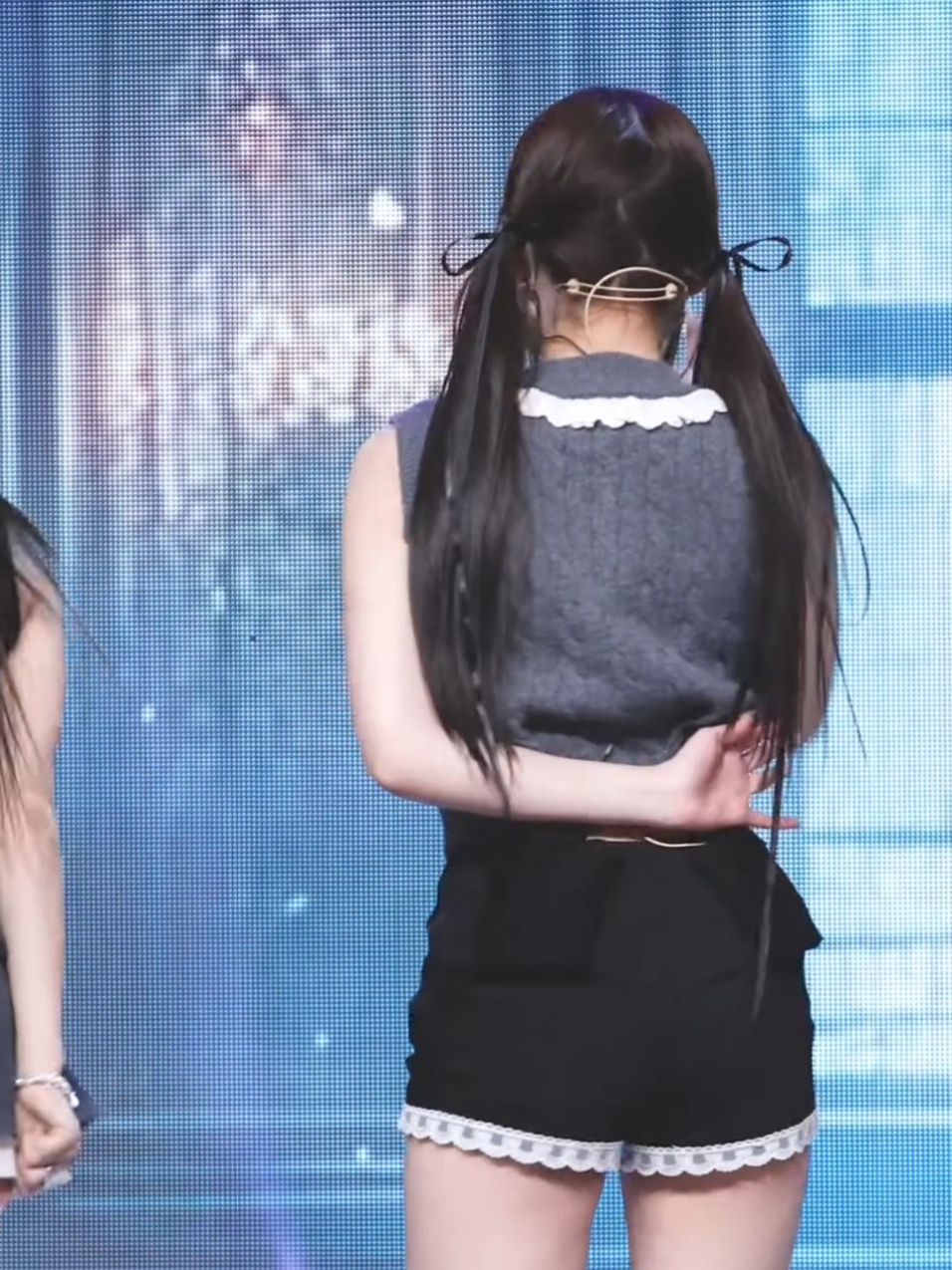 zena - UhUh FanCam #zena #rescene #performance #kpop #fancam #fanpage #kpopstan #comeback #fyp 