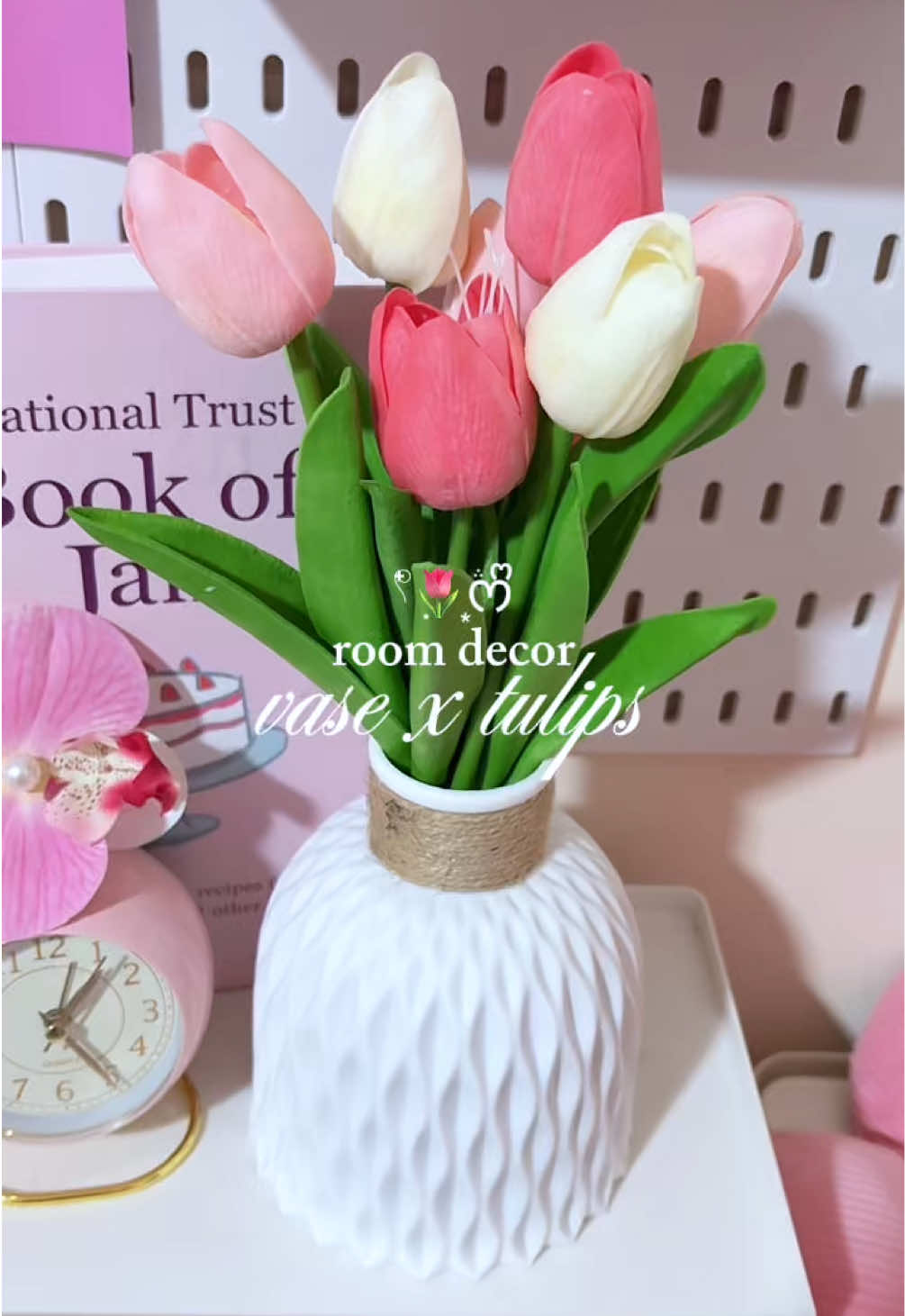 room decor | vase x tulips 💗🌷💐 so pretty. #fyp #roomdecor #flowervase #tulips #vase  flower vase aesthetic flower vase with flowers flower vase decor tulips artificial tulips flower with vase tulips room decor