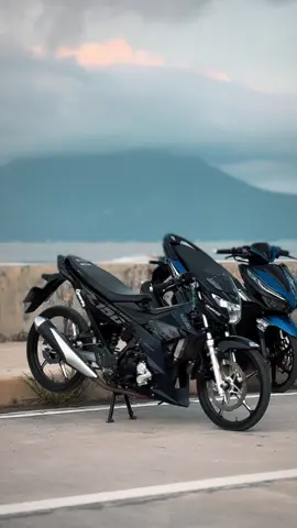 #CapCut #trend #makeitvirаl #fyp #nothingbetjet2holiday #raider150fi 